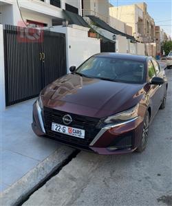 نيسان ألتيما